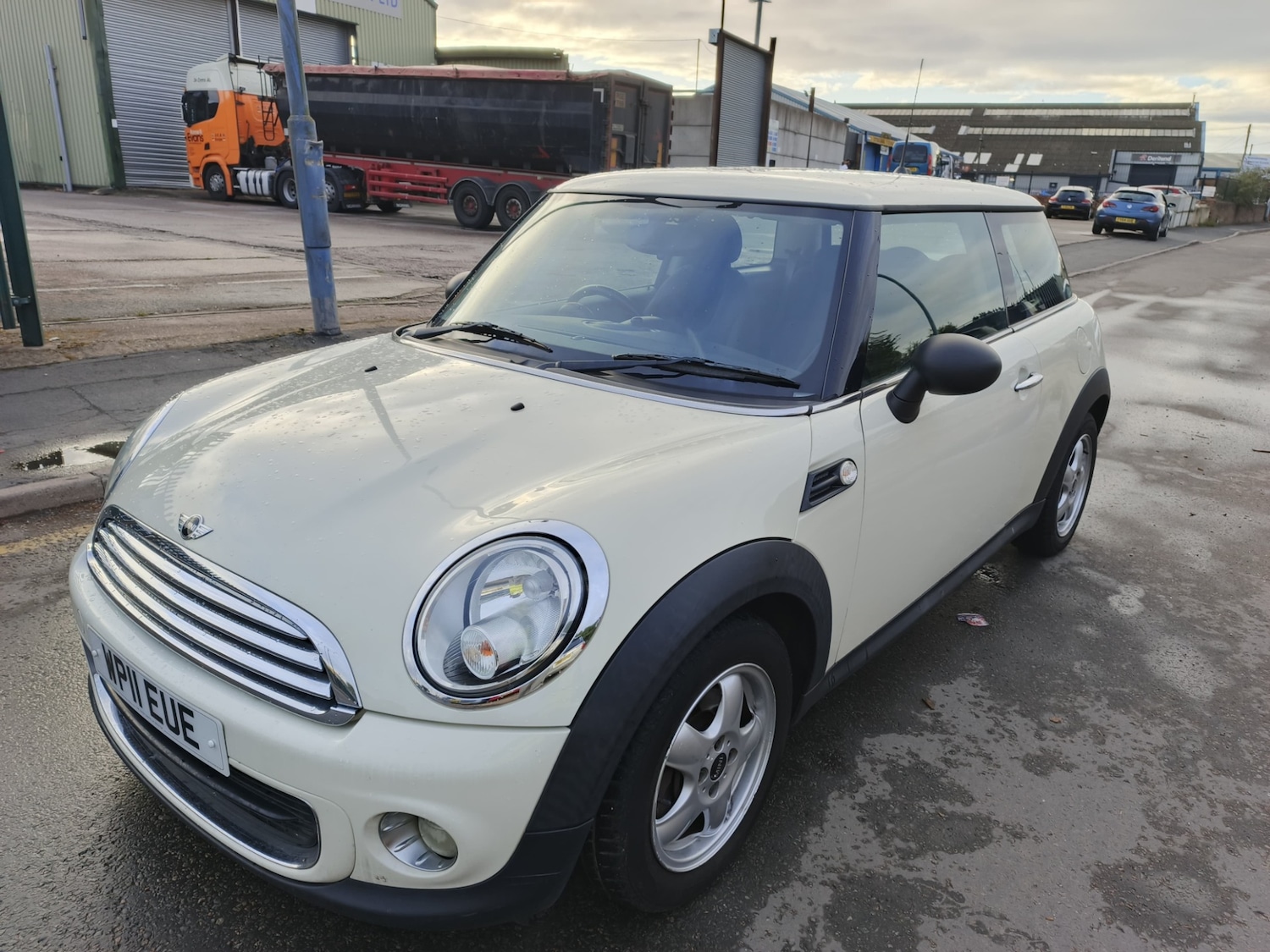 Used MINI Hatch 2011 for sale - 76168085: Photo 17
