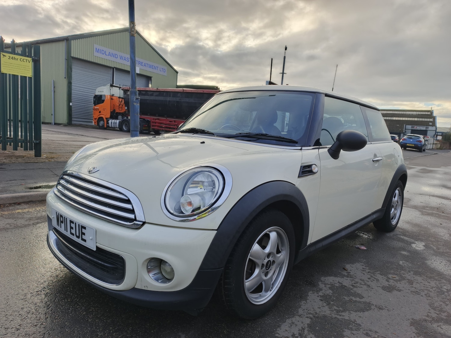 Used MINI Hatch 2011 for sale - 76168085: Photo 18