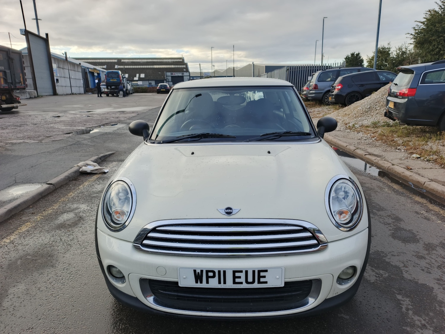 Used MINI Hatch 2011 for sale - 76168085: Photo 2