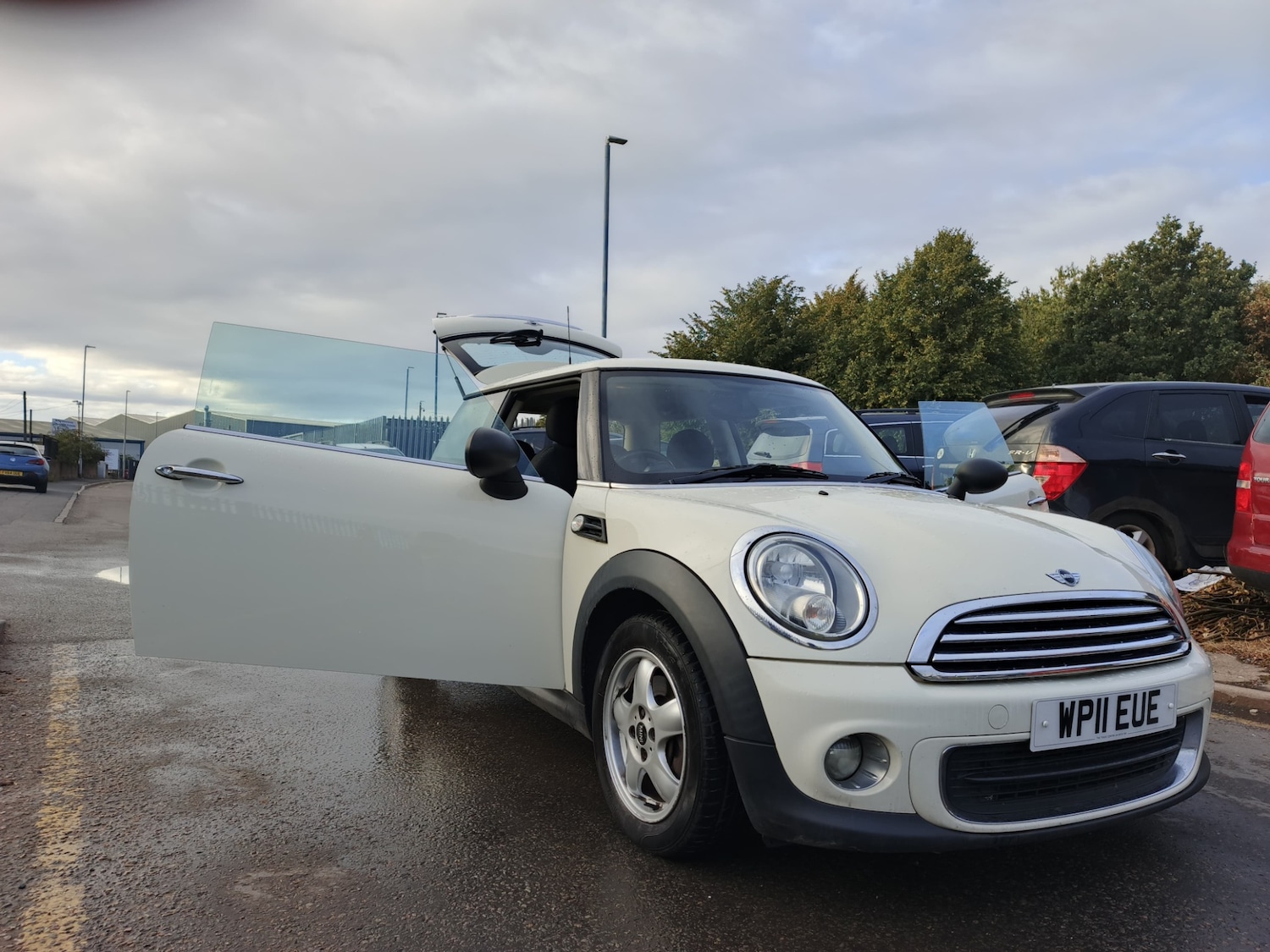 Used MINI Hatch 2011 for sale - 76168085: Photo 20