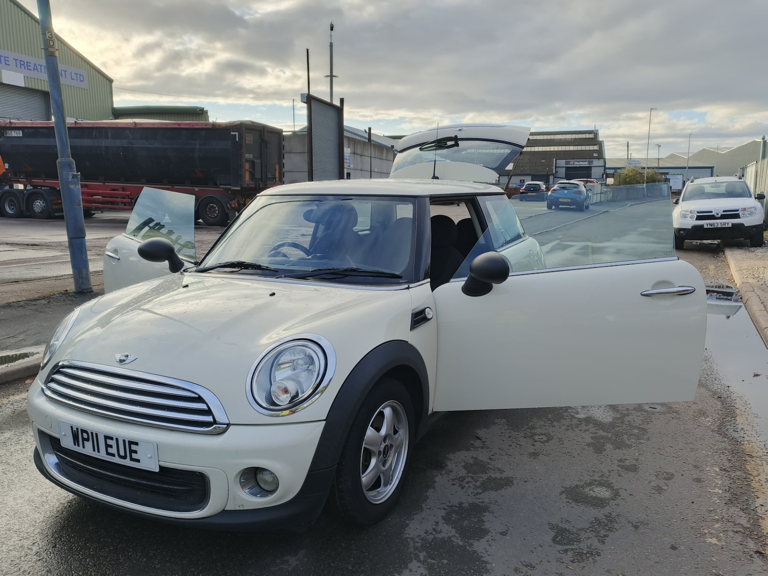 Used MINI Hatch 2011 for sale - 76168085: Photo 22