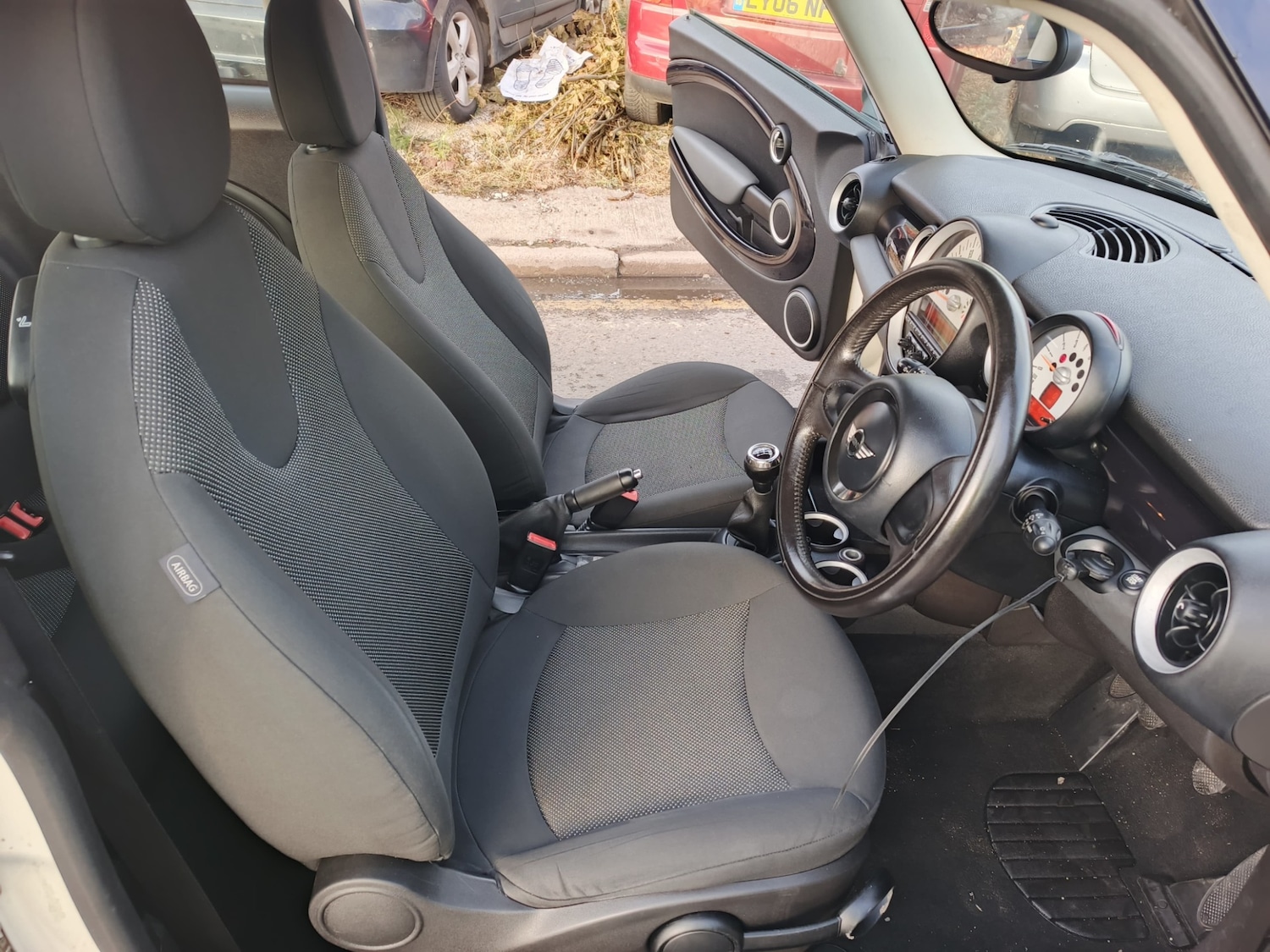 Used MINI Hatch 2011 for sale - 76168085: Photo 28