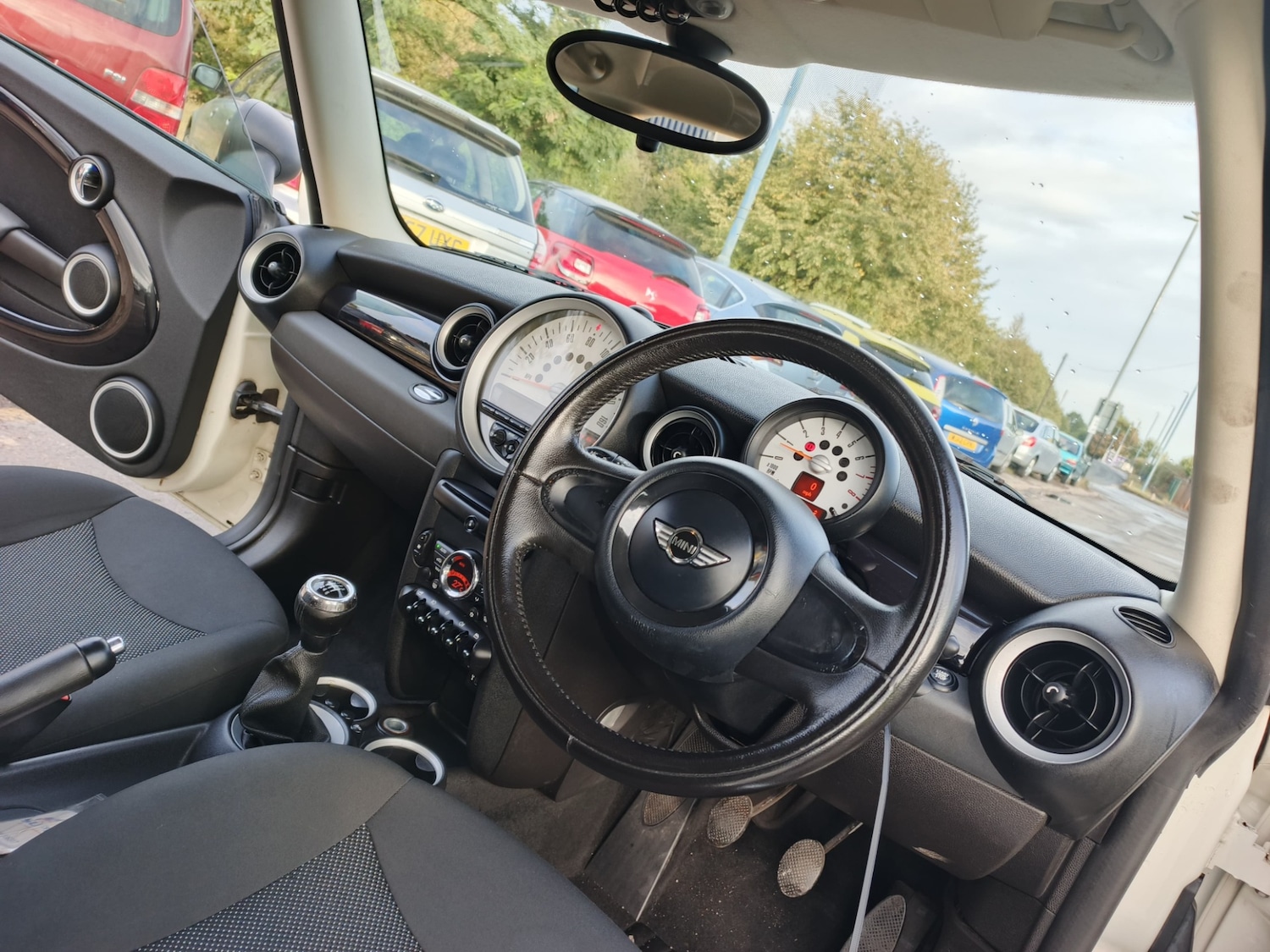 Used MINI Hatch 2011 for sale - 76168085: Photo 29