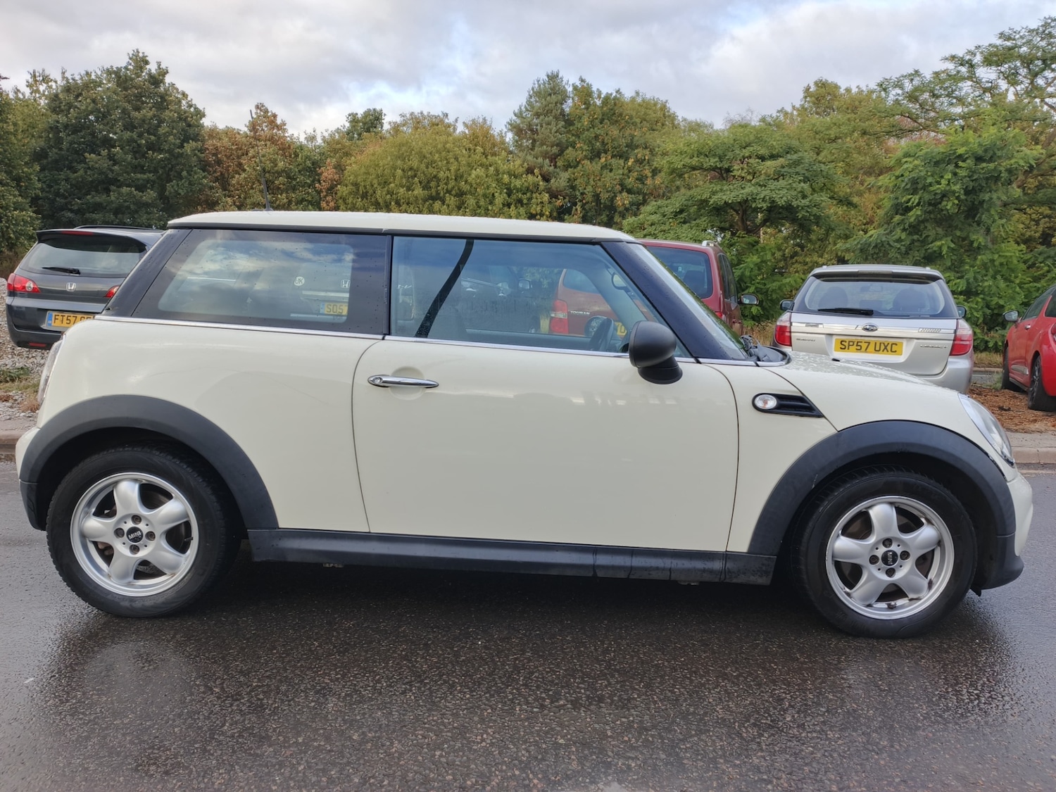 Used MINI Hatch 2011 for sale - 76168085: Photo 3