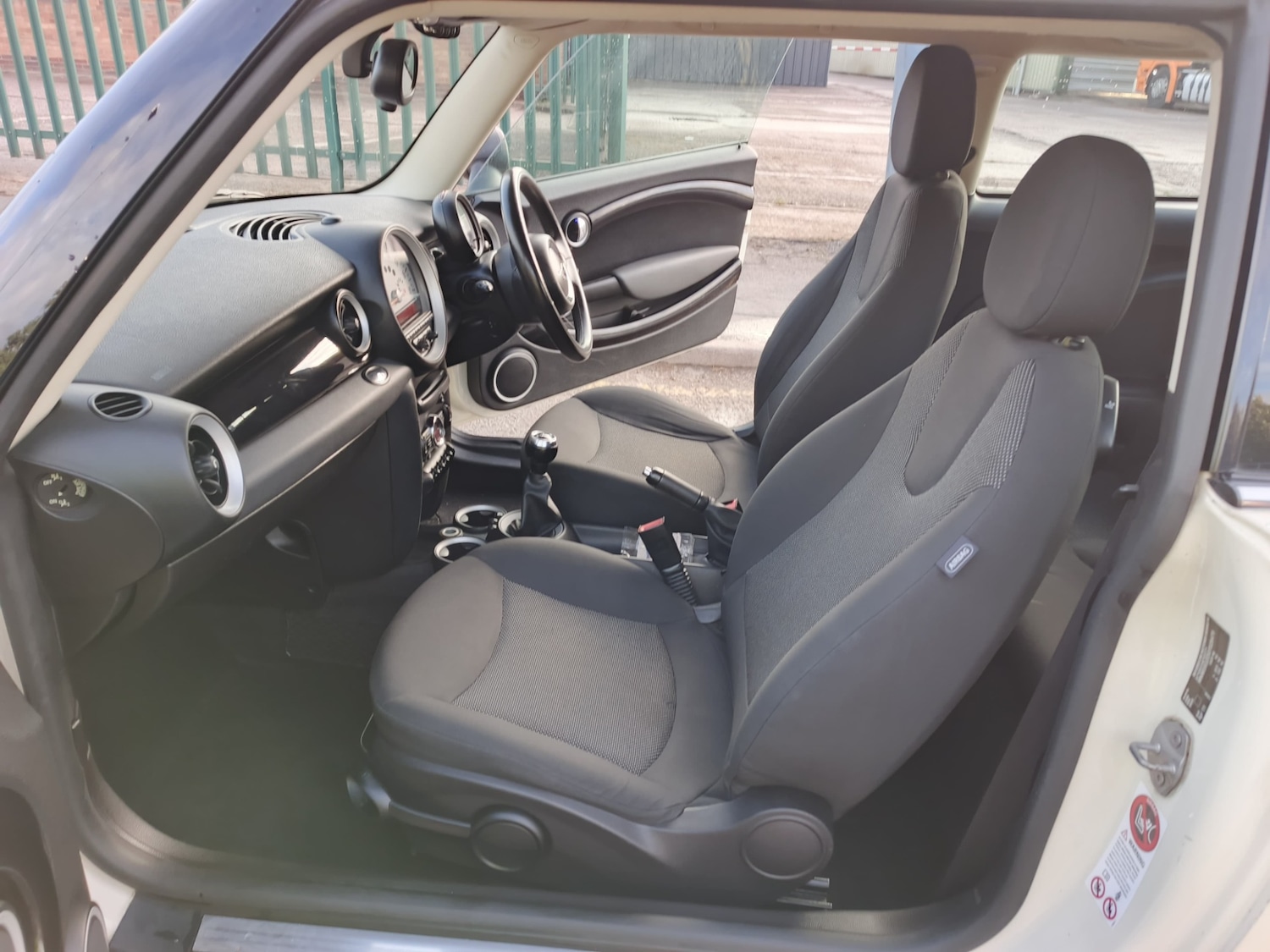 Used MINI Hatch 2011 for sale - 76168085: Photo 33