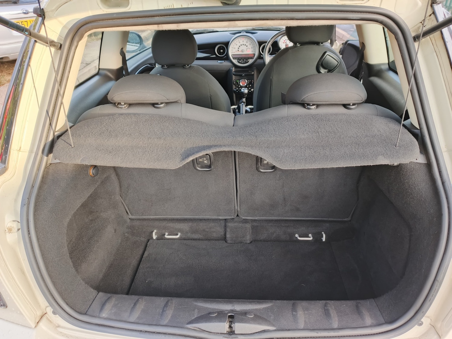 Used MINI Hatch 2011 for sale - 76168085: Photo 35