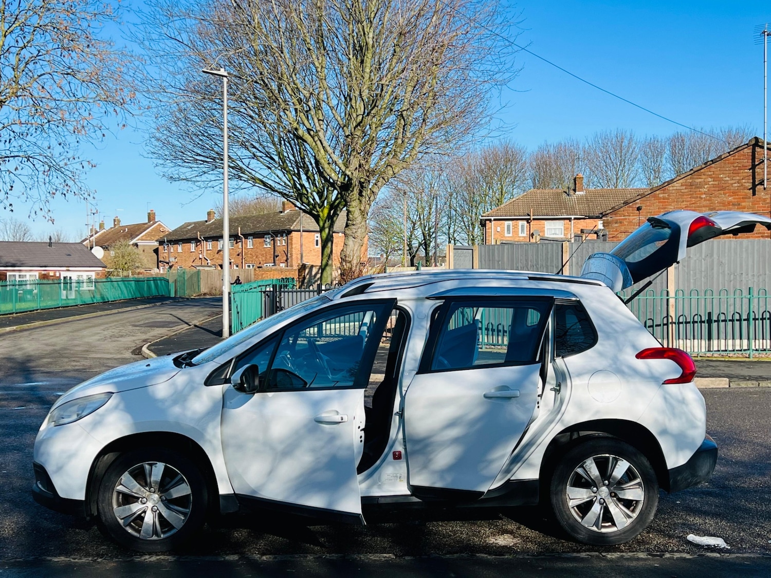 Used Peugeot 2008 2014 for sale - 77551252: Photo 22