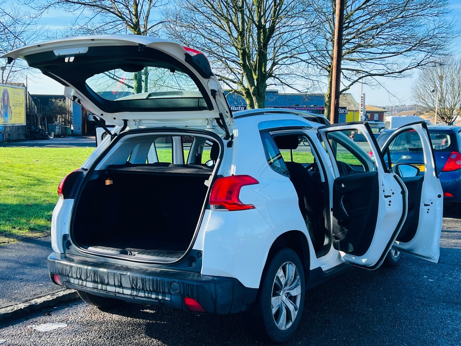 Used Peugeot 2008 2014 for sale - 77551252: Photo 25