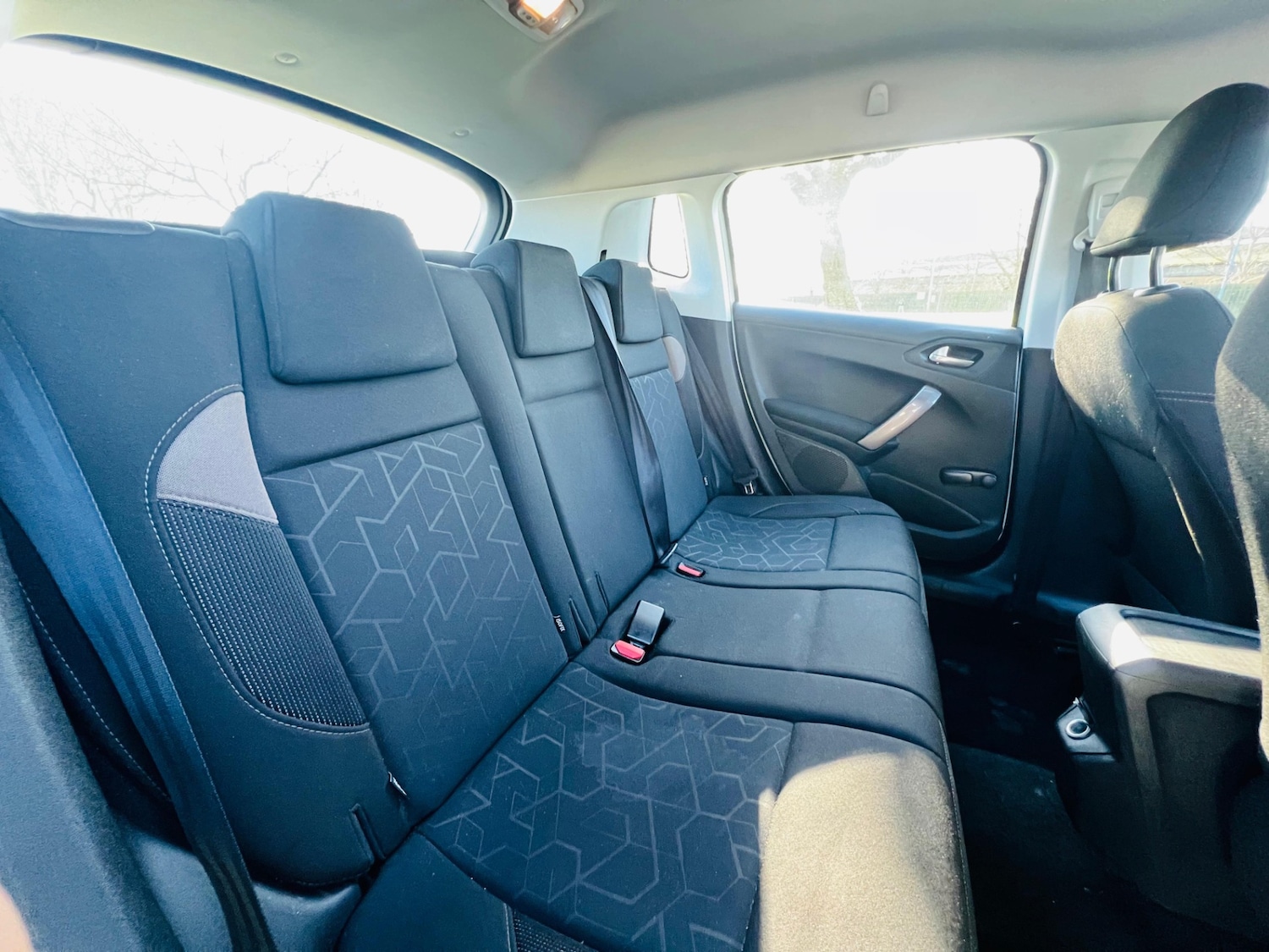 Used Peugeot 2008 2014 for sale - 77551252: Photo 37