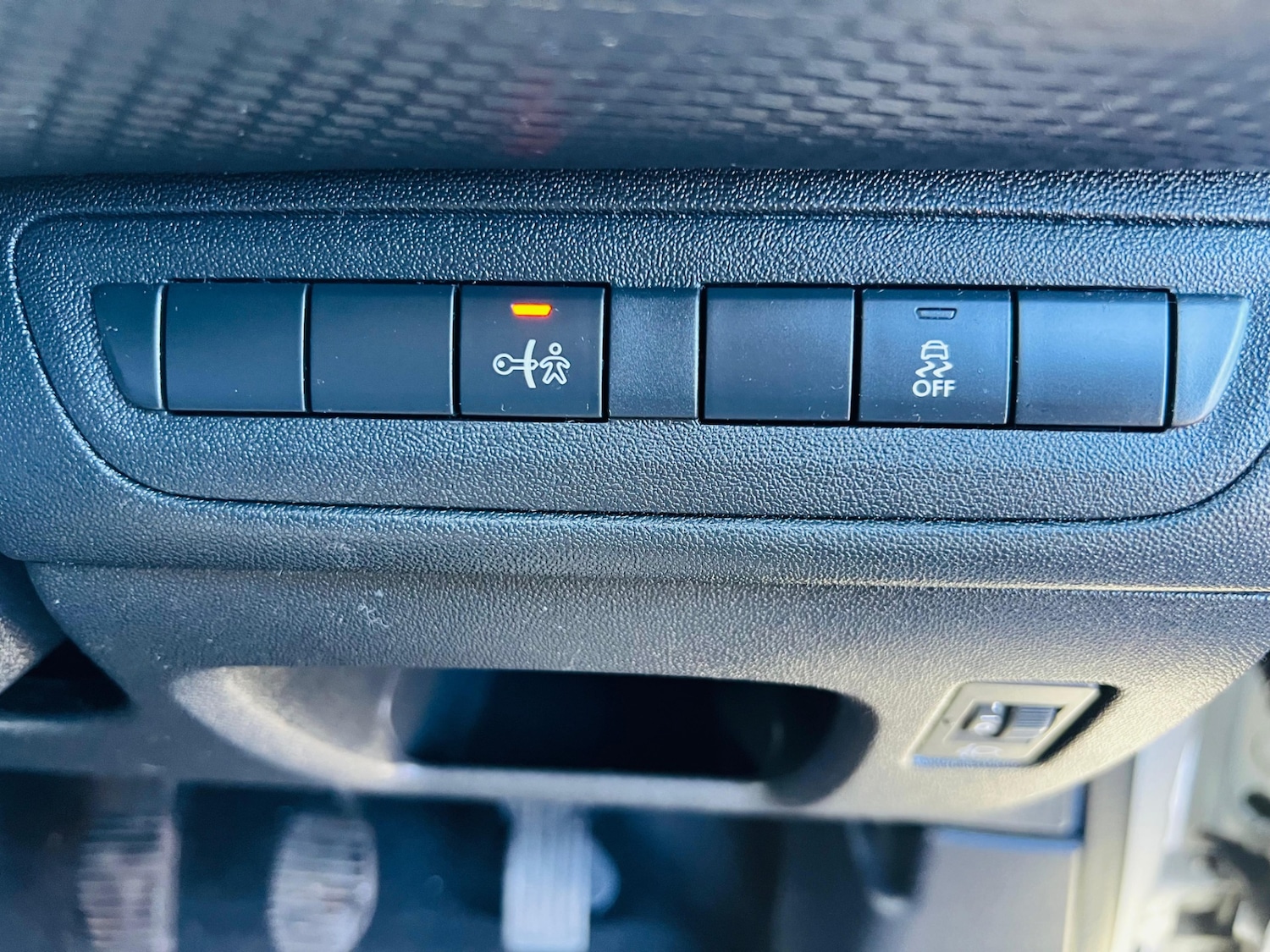 Used Peugeot 2008 2014 for sale - 77551252: Photo 42