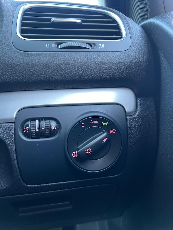 Used Volkswagen Golf 2012 for sale - 76176038: Photo 6