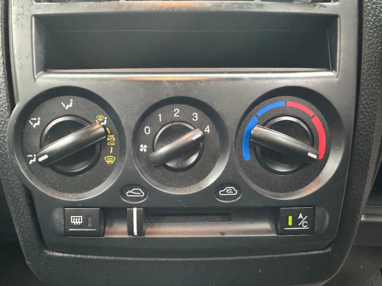 Used Hyundai Getz 2004 for sale - 76983927: Photo 28