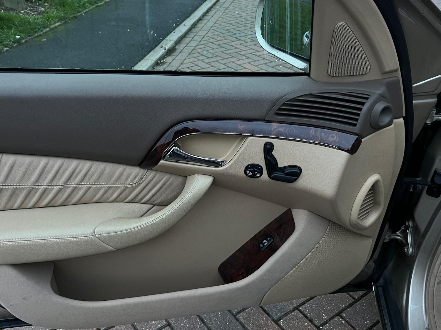 Used Mercedes-Benz S Class 2004 for sale - 77030057: Photo 28