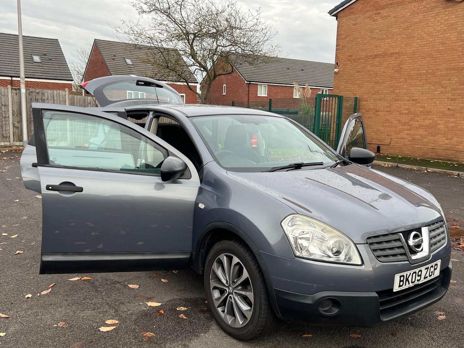 Used Nissan Qashqai 2009 for sale - 76486468: Photo 29