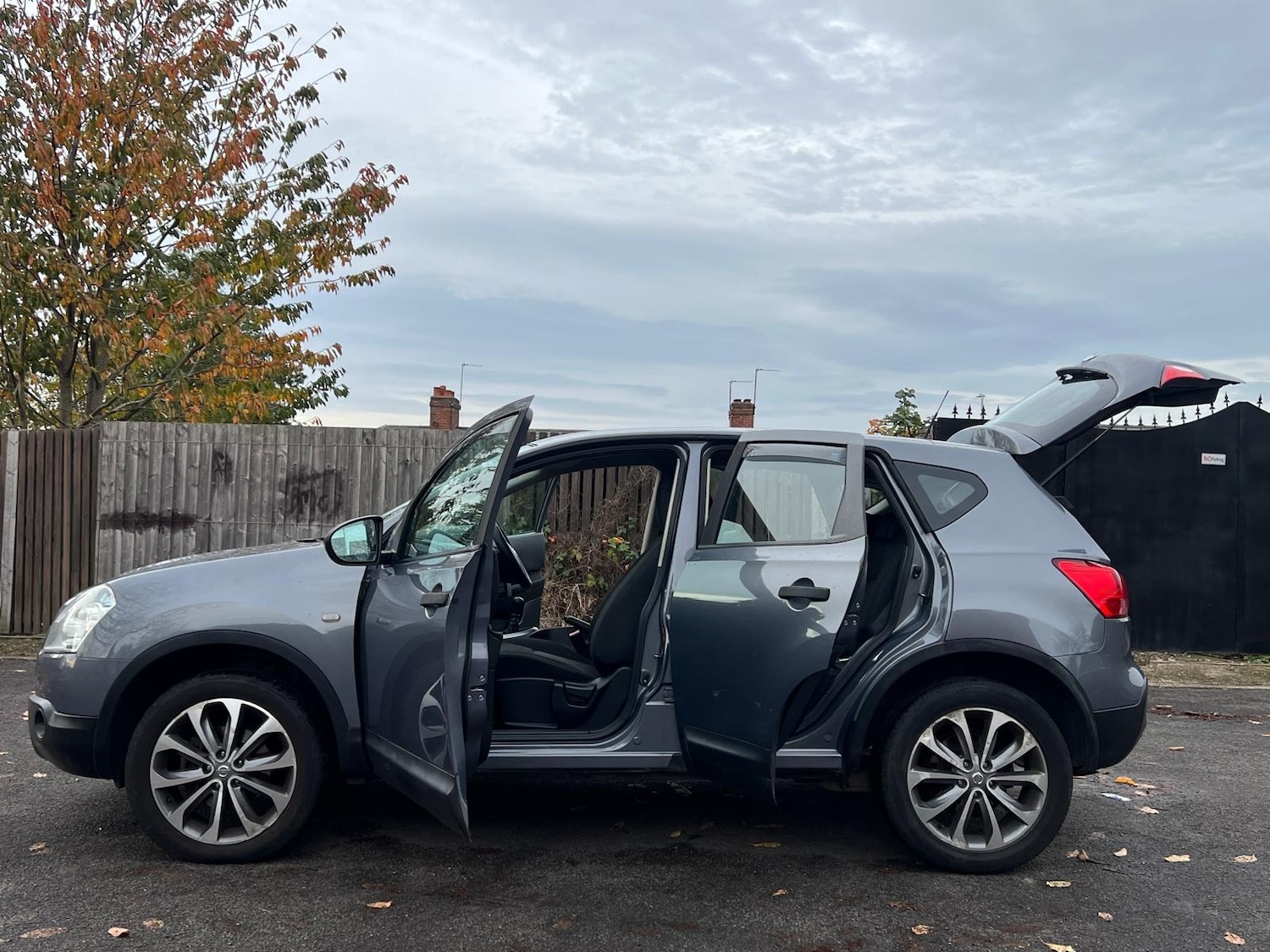 Used Nissan Qashqai 2009 for sale - 76486468: Photo 37