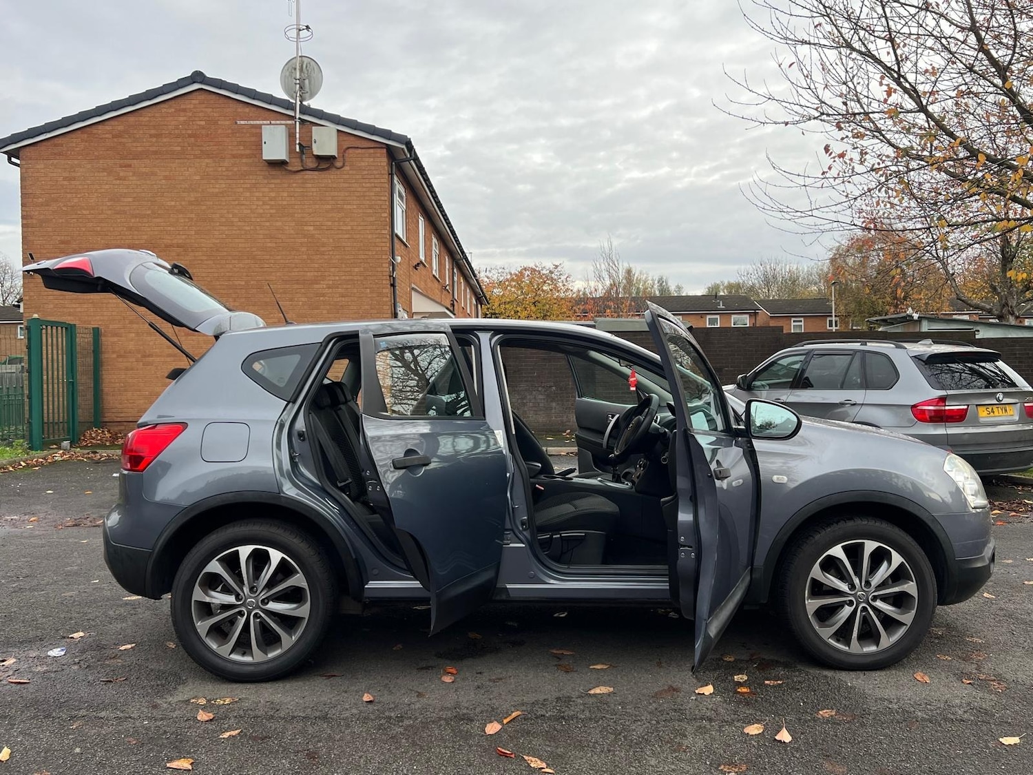 Used Nissan Qashqai 2009 for sale - 76486468: Photo 41