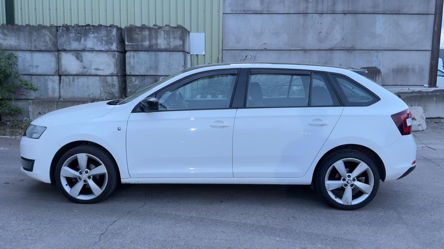 Used Skoda Rapid Spaceback 2014 for sale - 78171675: Photo 3