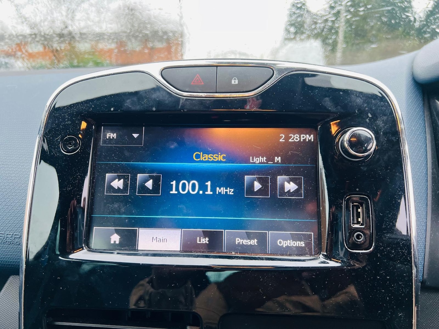 Used Renault Clio 2013 for sale - 77551245: Photo 38