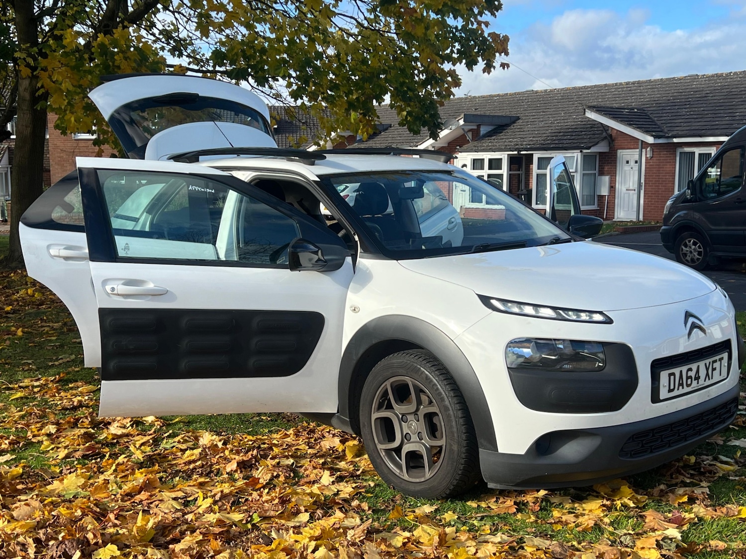 Used Citroen C4 Cactus 2015 for sale - 76389423: Photo 44