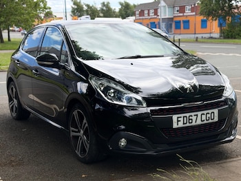 Used Peugeot 208 2017 for sale - 78895941: Photo