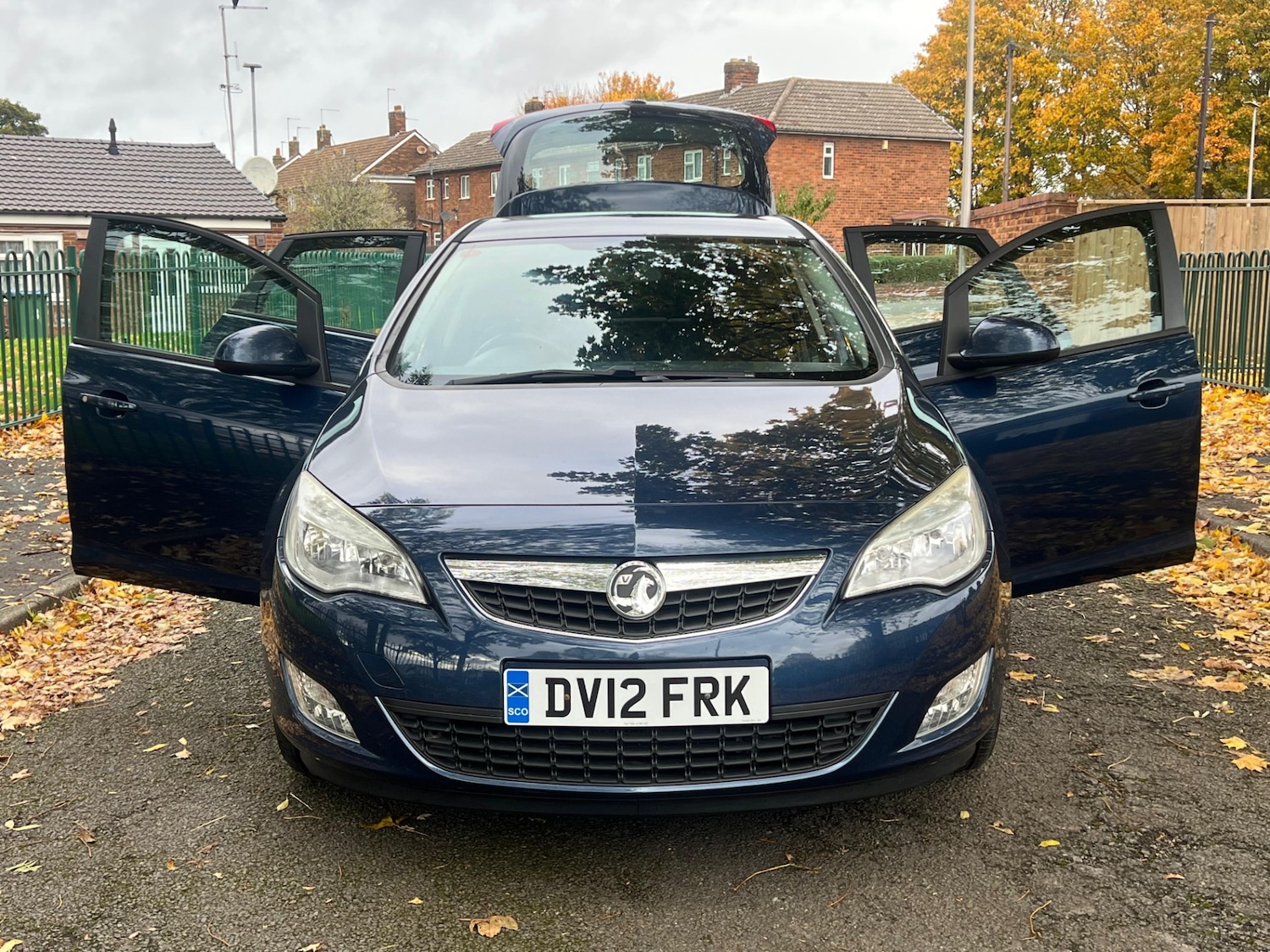 Used Vauxhall Astra 2012 for sale - 76318261: Photo 13