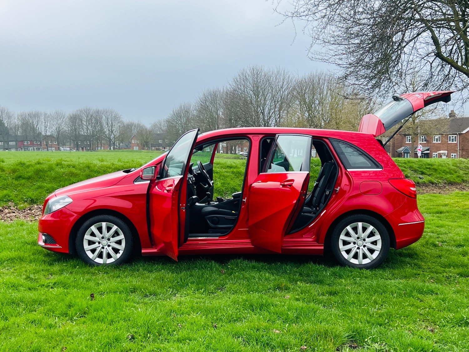 Used Mercedes-Benz B Class 2014 for sale - 77813542: Photo 14