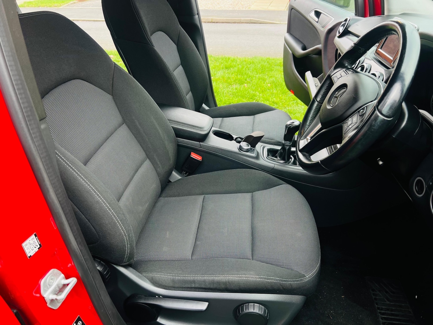 Used Mercedes-Benz B Class 2014 for sale - 77813542: Photo 15