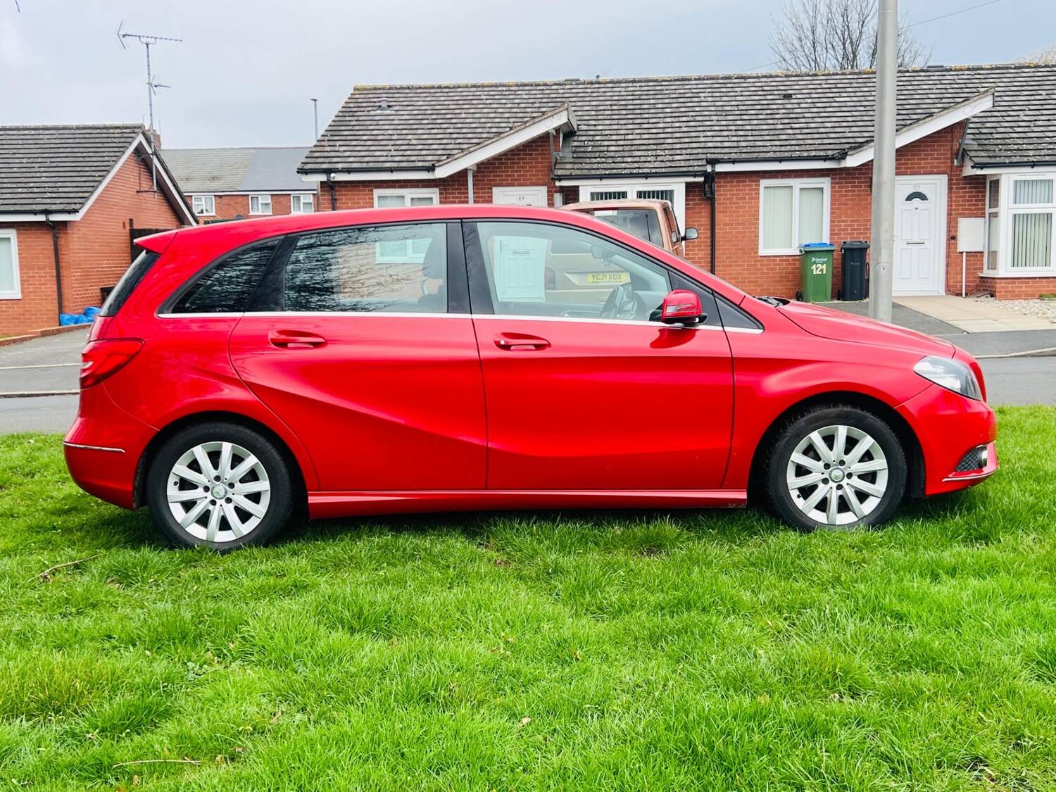 Used Mercedes-Benz B Class 2014 for sale - 77813542: Photo 19