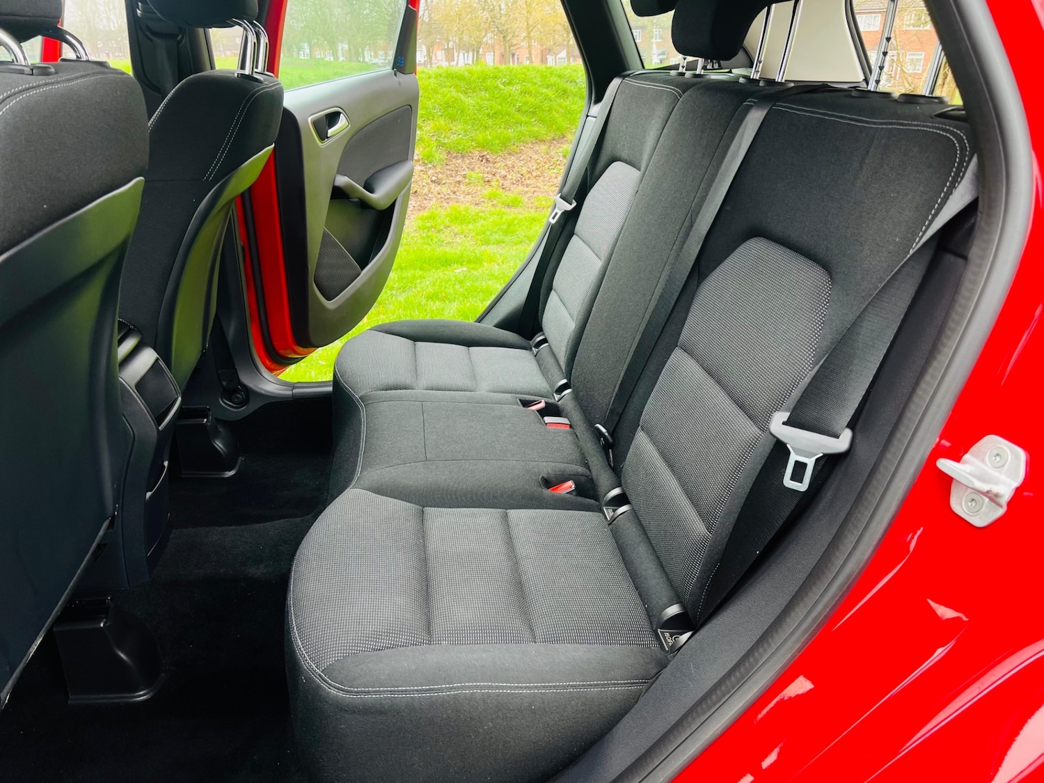 Used Mercedes-Benz B Class 2014 for sale - 77813542: Photo 21