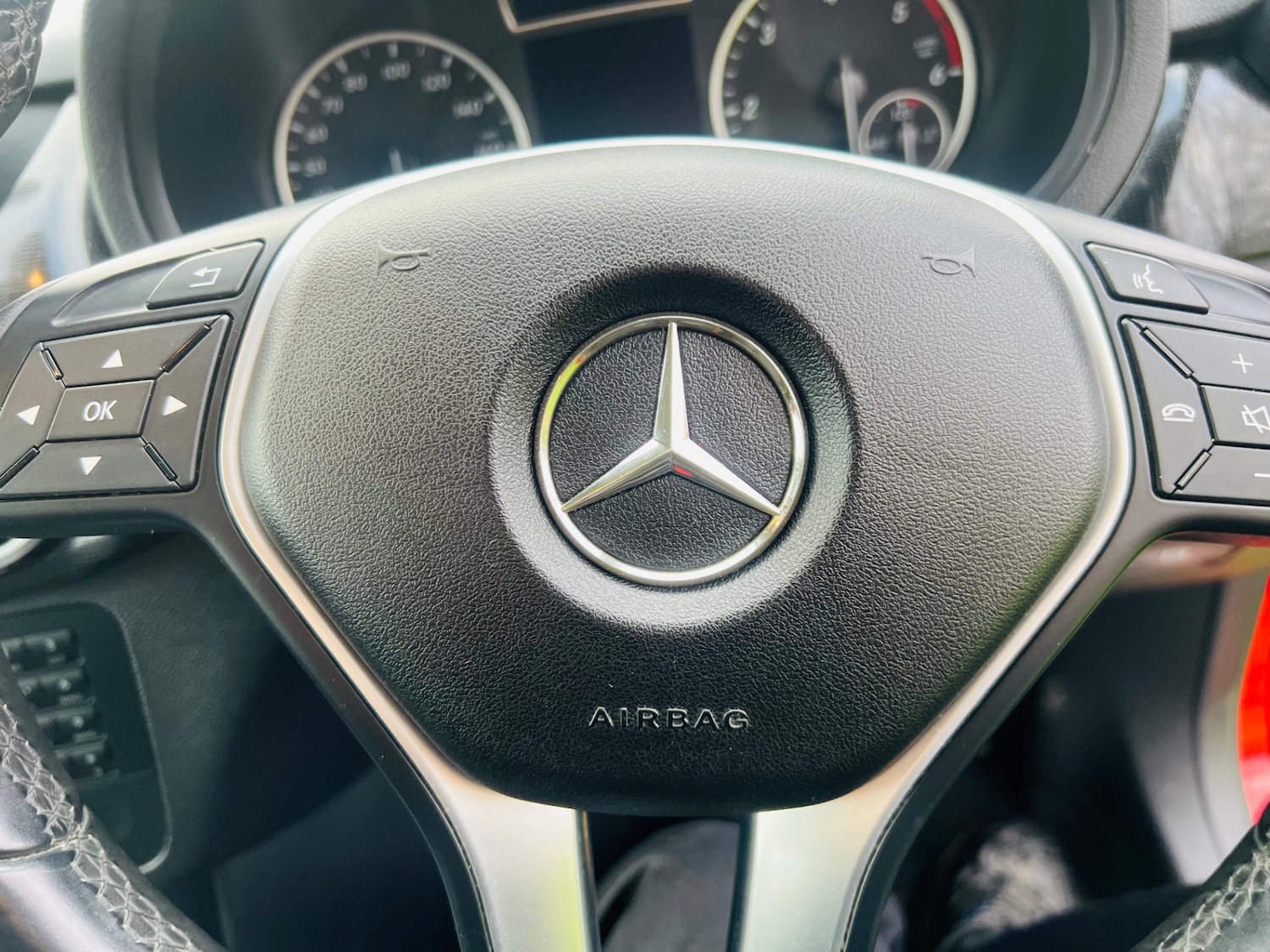 Used Mercedes-Benz B Class 2014 for sale - 77813542: Photo 35