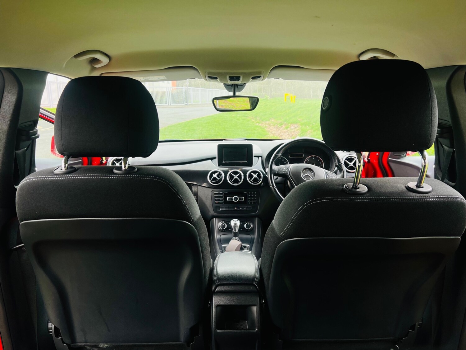 Used Mercedes-Benz B Class 2014 for sale - 77813542: Photo 39