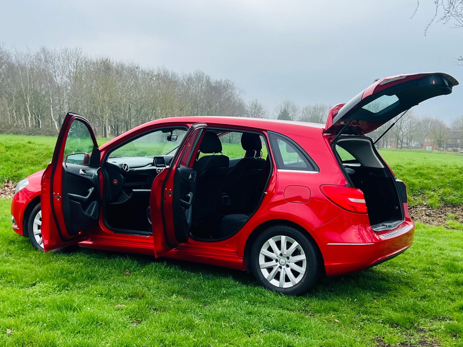 Used Mercedes-Benz B Class 2014 for sale - 77813542: Photo 48