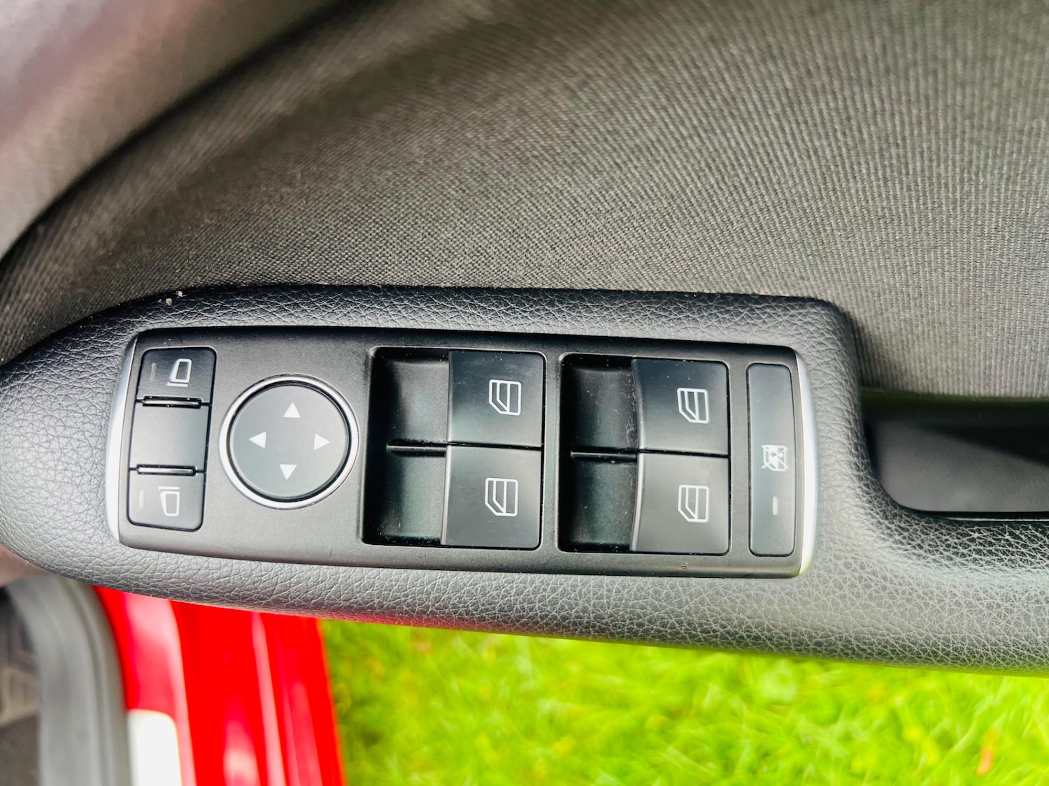 Used Mercedes-Benz B Class 2014 for sale - 77813542: Photo 57