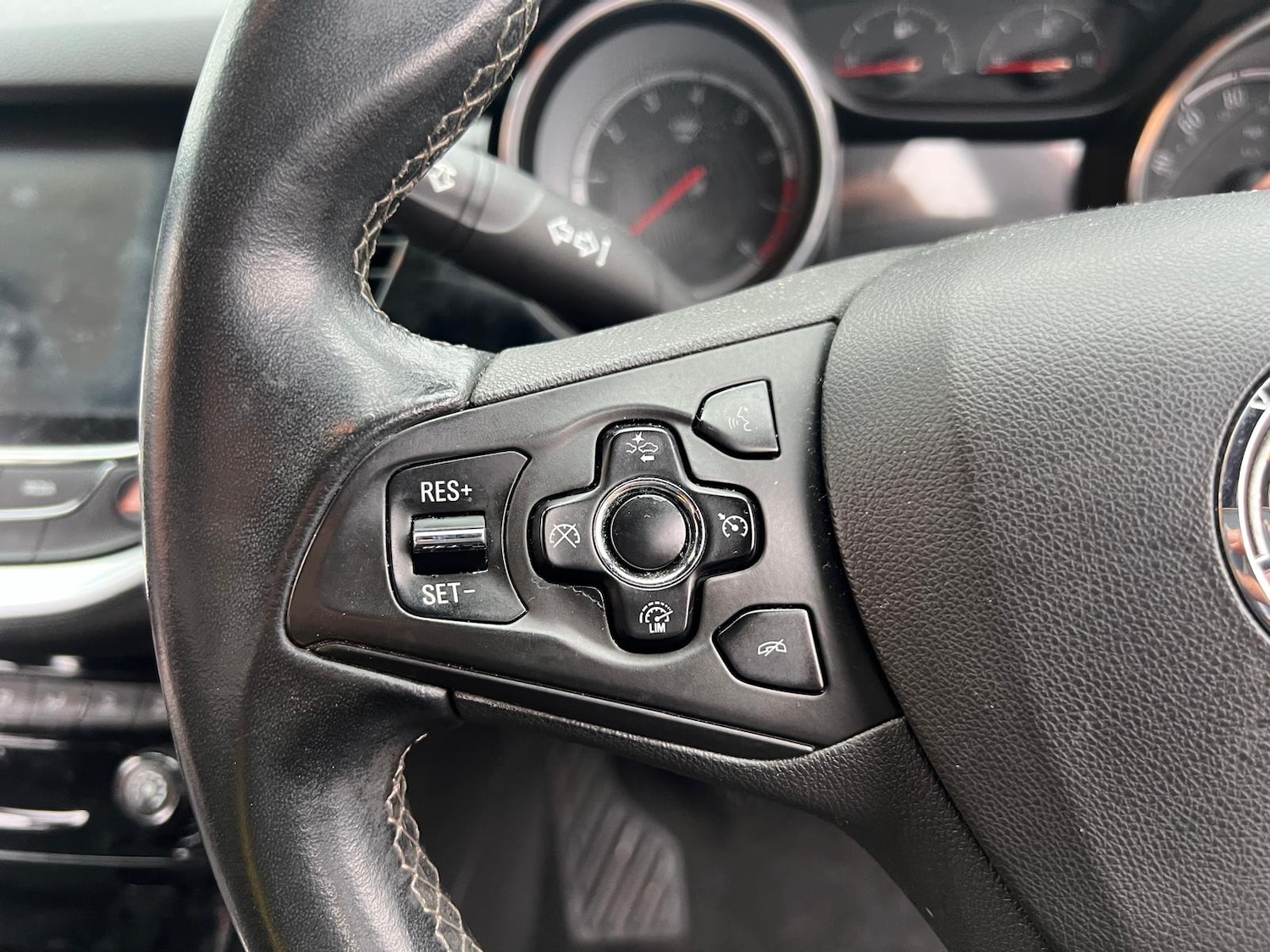 Used Vauxhall Astra 2016 for sale - 76772297: Photo 29