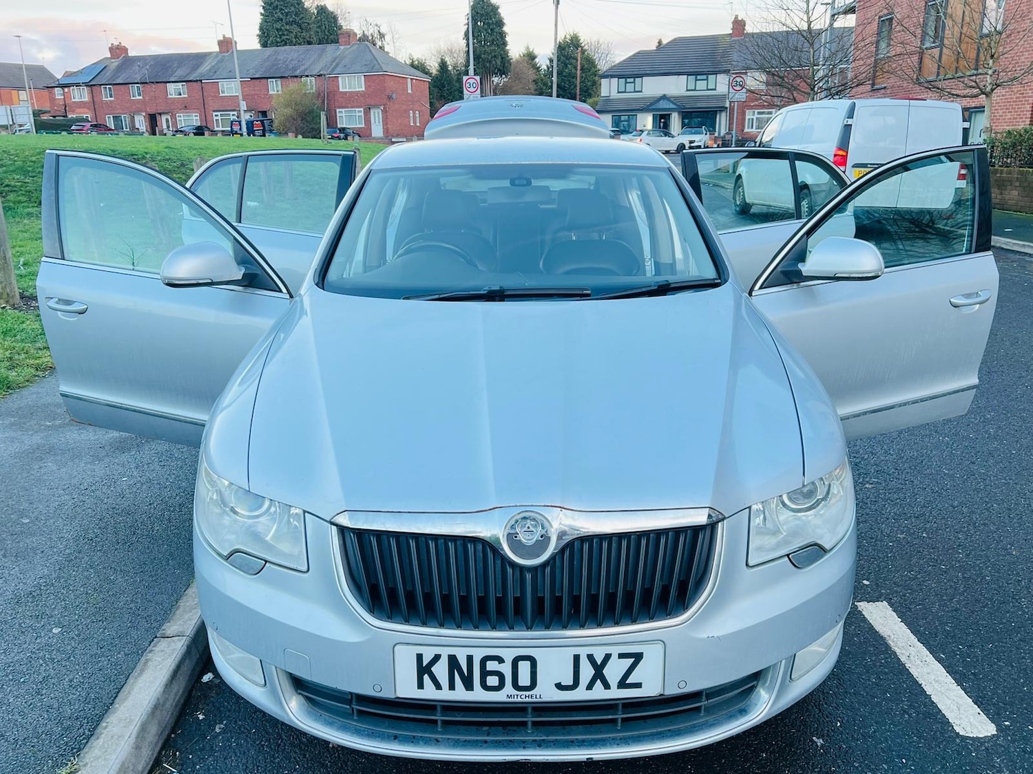 Used Skoda Superb 2011 for sale - 77082344: Photo 15