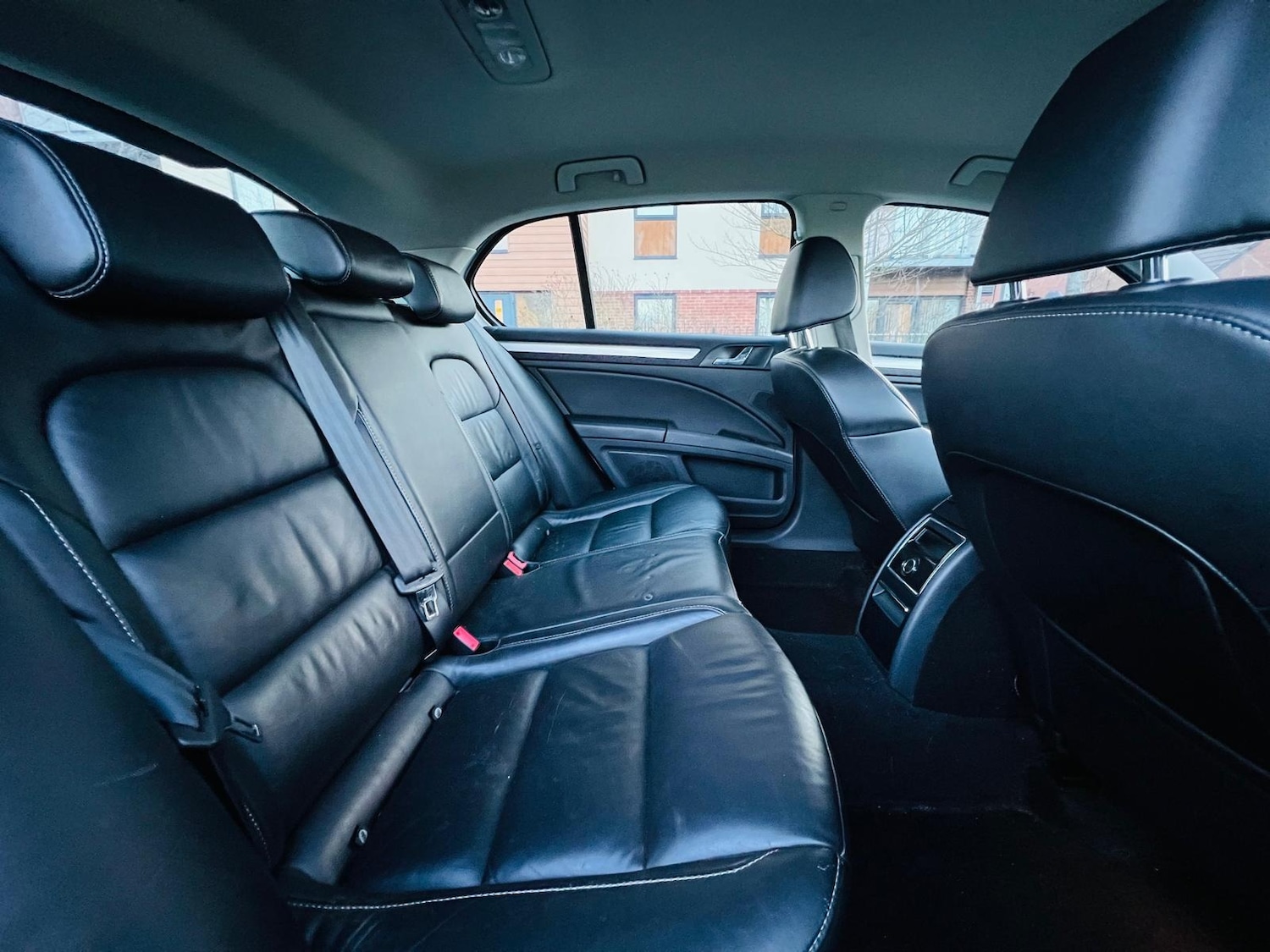 Used Skoda Superb 2011 for sale - 77082344: Photo 36