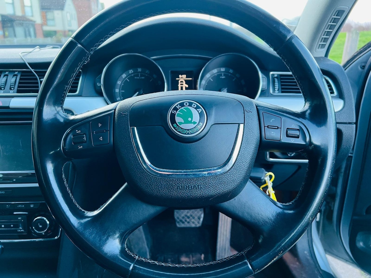 Used Skoda Superb 2011 for sale - 77082344: Photo 38