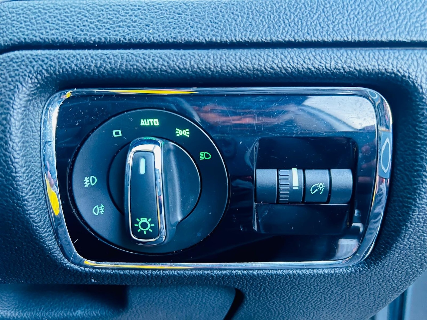 Used Skoda Superb 2011 for sale - 77082344: Photo 43