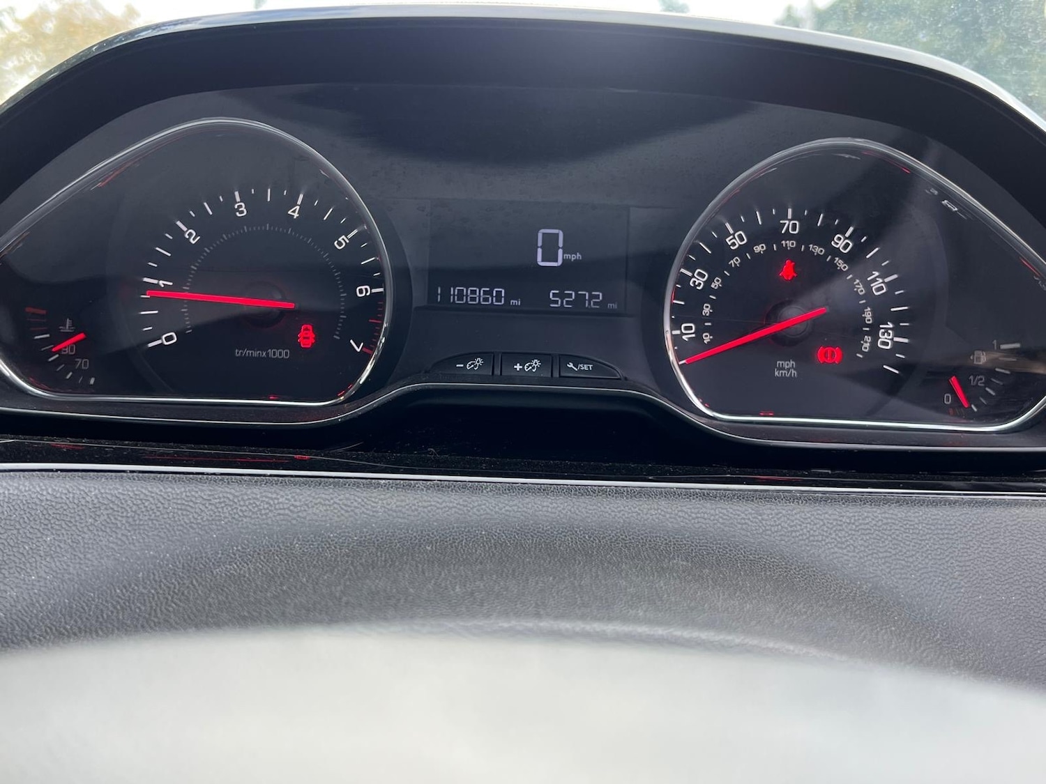 Used Peugeot 208 2013 for sale - 76397819: Photo 23