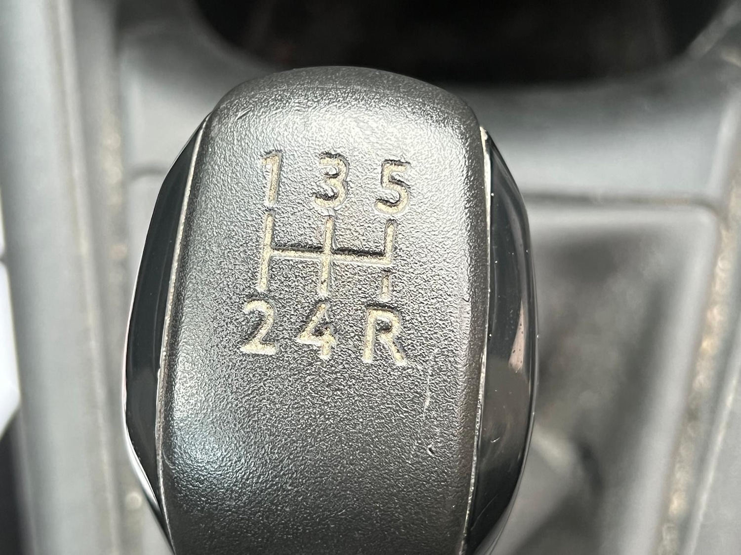 Used Peugeot 208 2013 for sale - 76397819: Photo 25