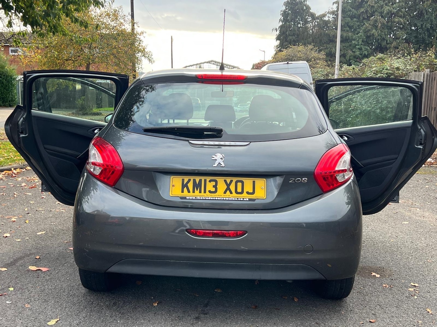 Used Peugeot 208 2013 for sale - 76397819: Photo 38