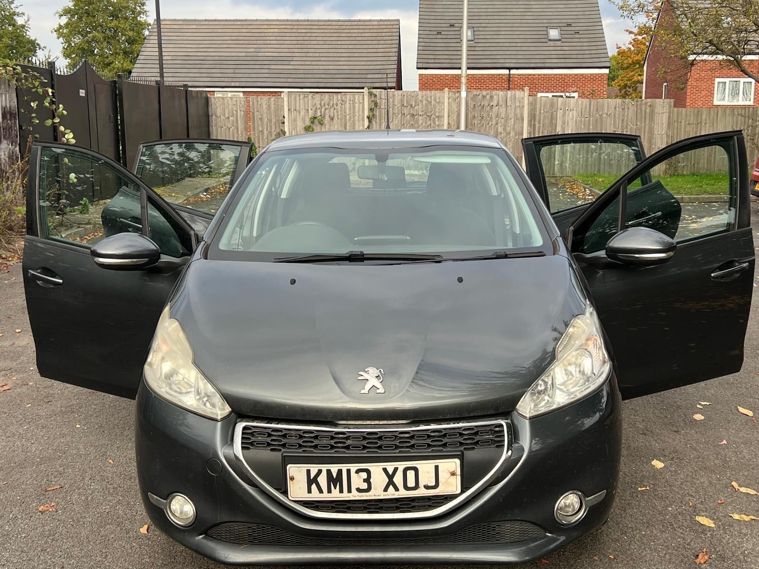 Used Peugeot 208 2013 for sale - 76397819: Photo 45