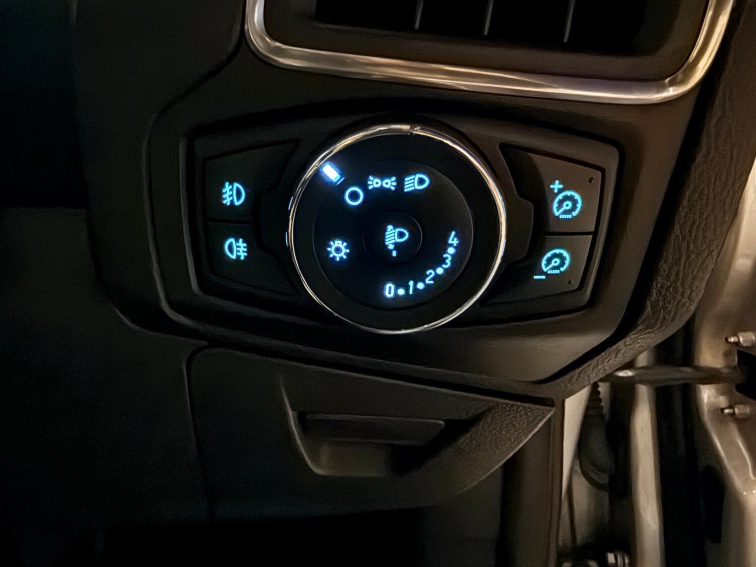 Used Ford Focus 2012 for sale - 78145987: Photo 17