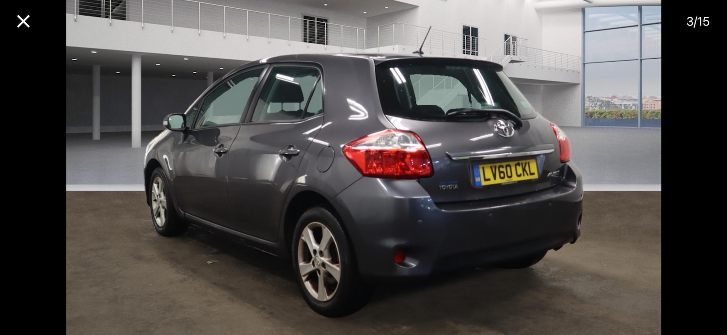 Used Toyota Auris 2010 for sale - 76571406: Photo 2