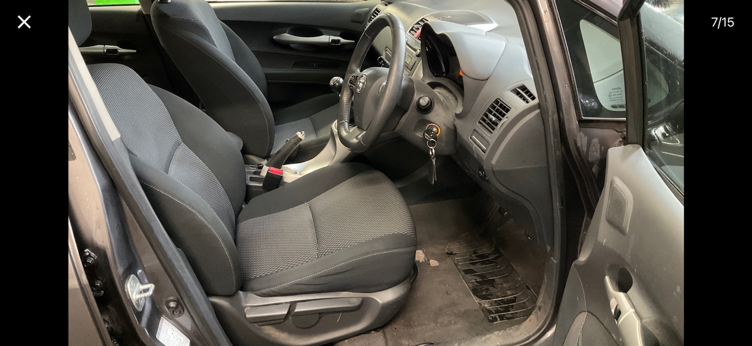 Used Toyota Auris 2010 for sale - 76571406: Photo 4