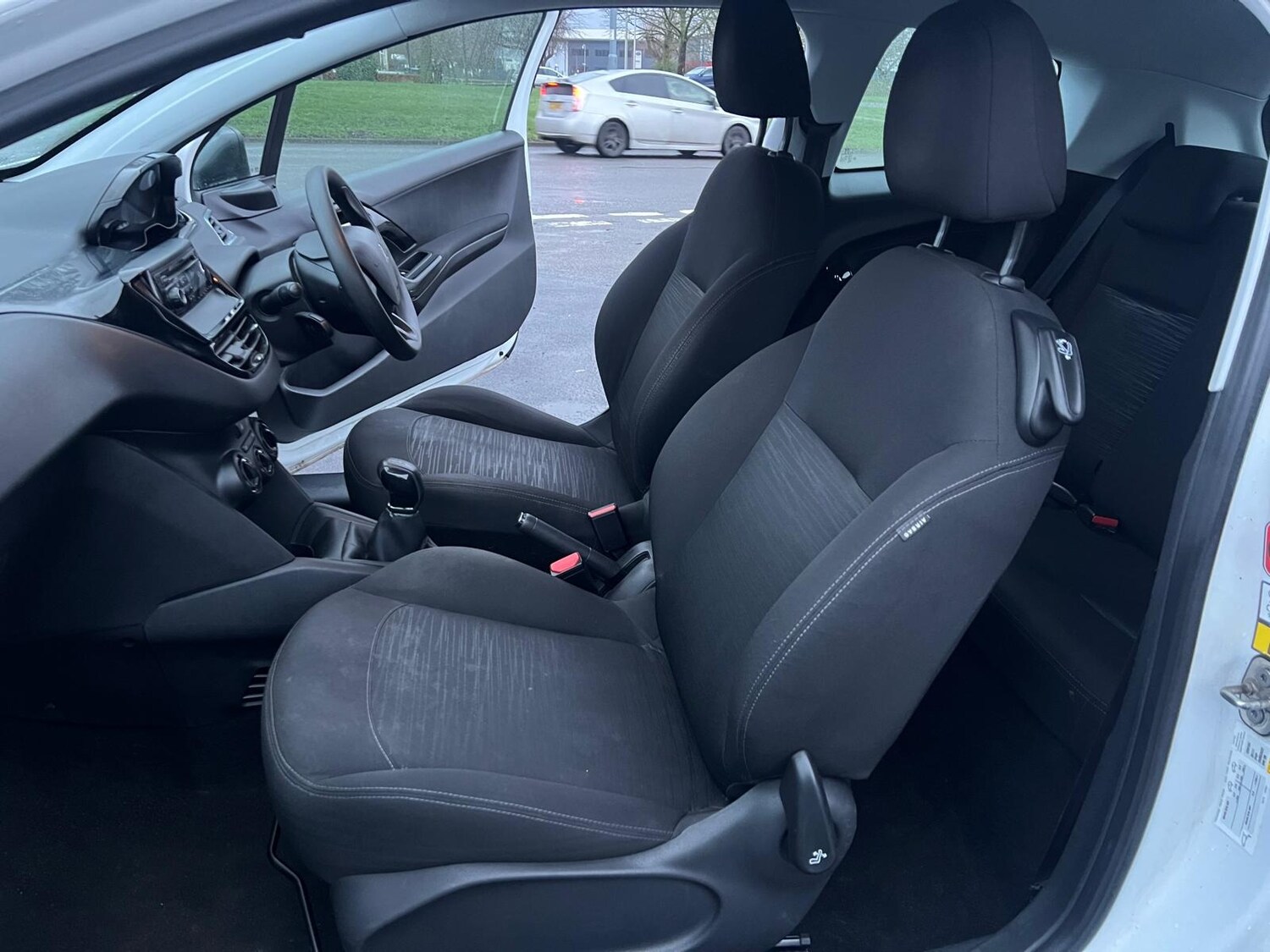 Used Peugeot 208 2015 for sale - 77613687: Photo 20