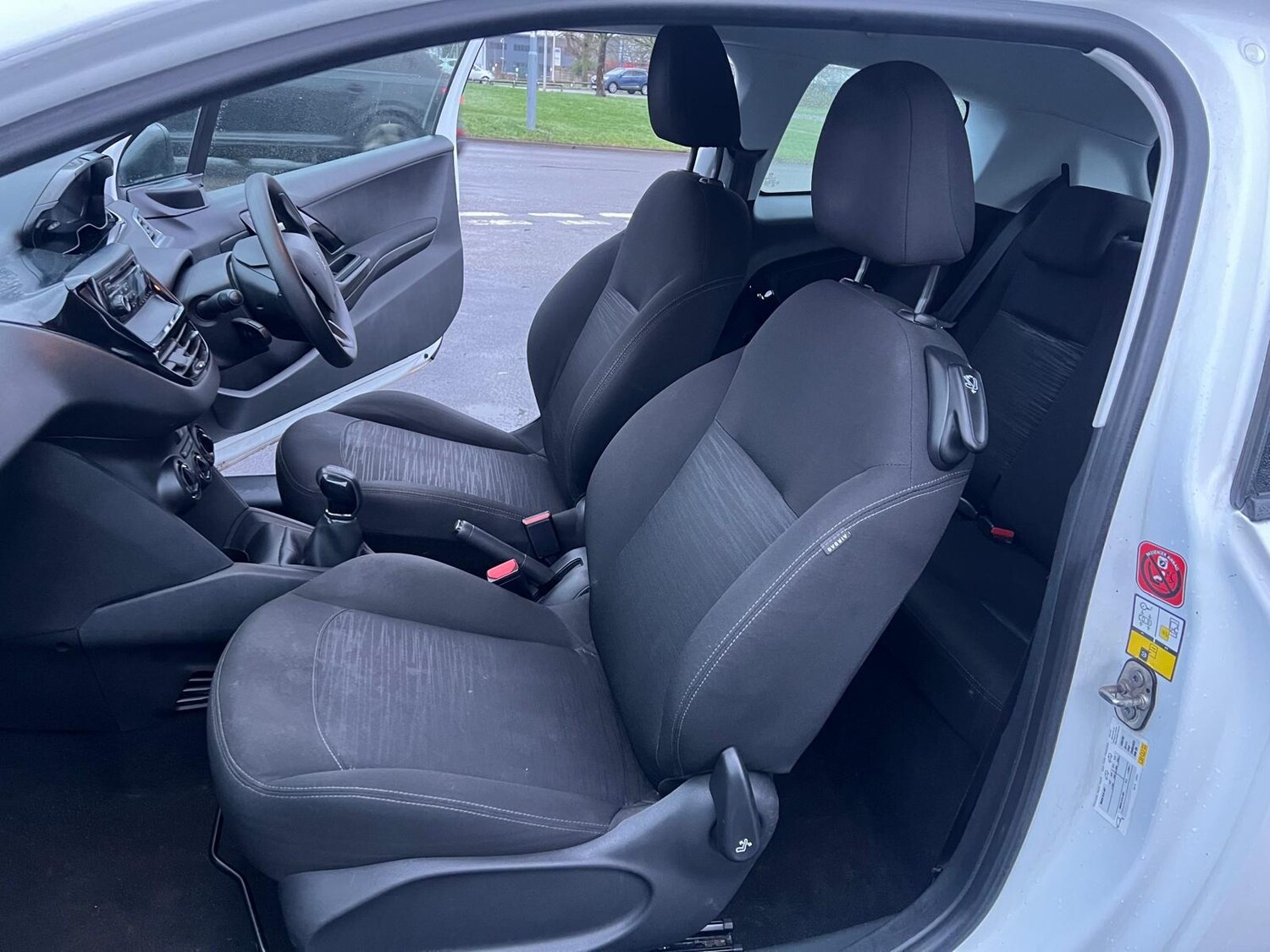 Used Peugeot 208 2015 for sale - 77613687: Photo 22