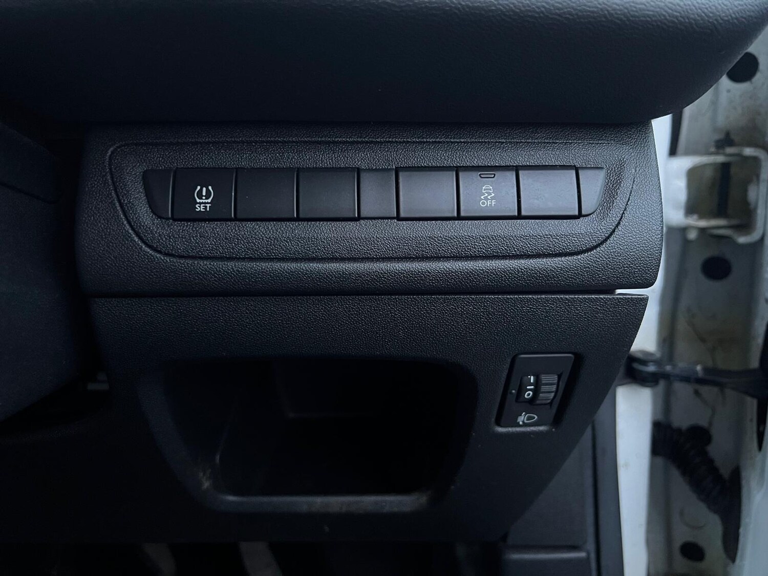 Used Peugeot 208 2015 for sale - 77613687: Photo 26