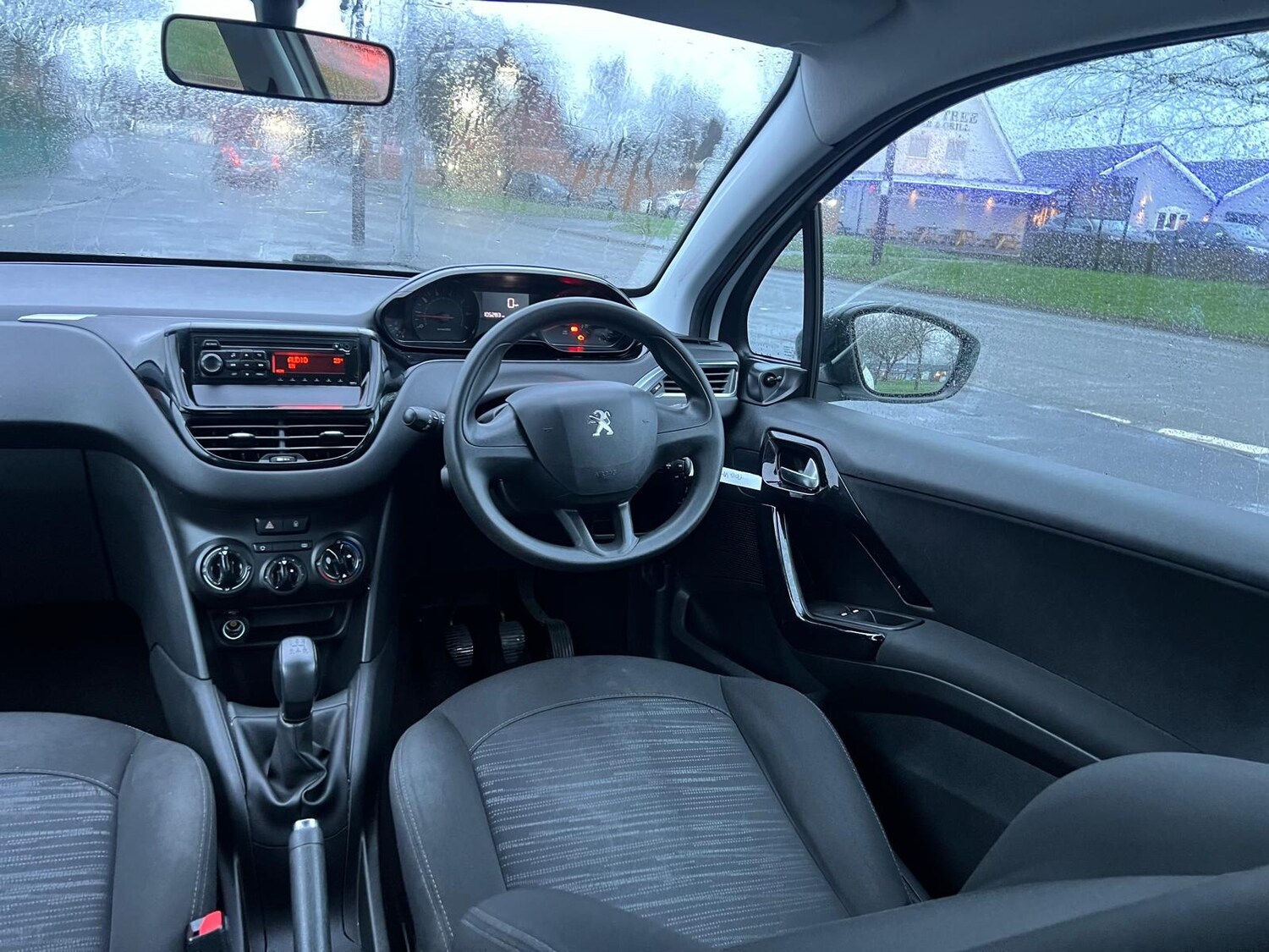 Used Peugeot 208 2015 for sale - 77613687: Photo 30