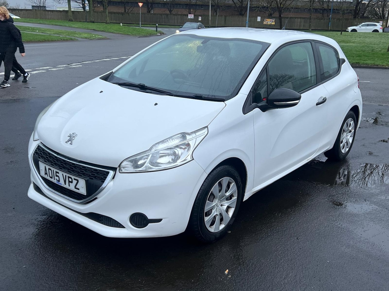 Used Peugeot 208 2015 for sale - 77613687: Photo 8